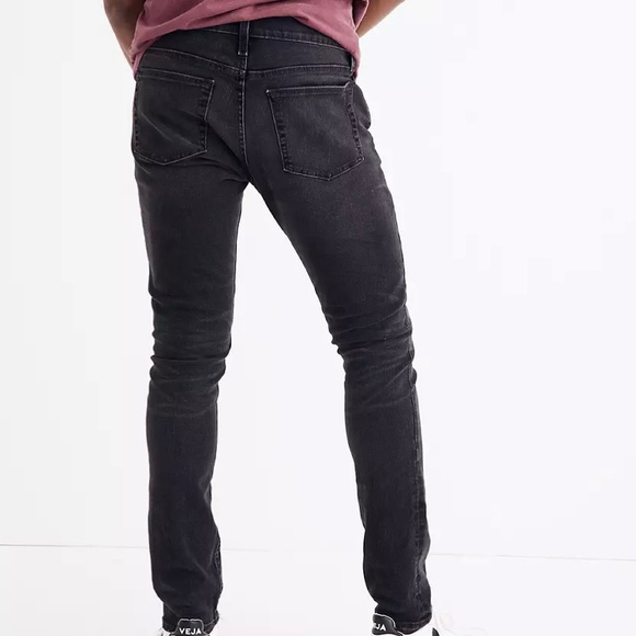 Madewell Mens Skinny Jeans in Everton Wash